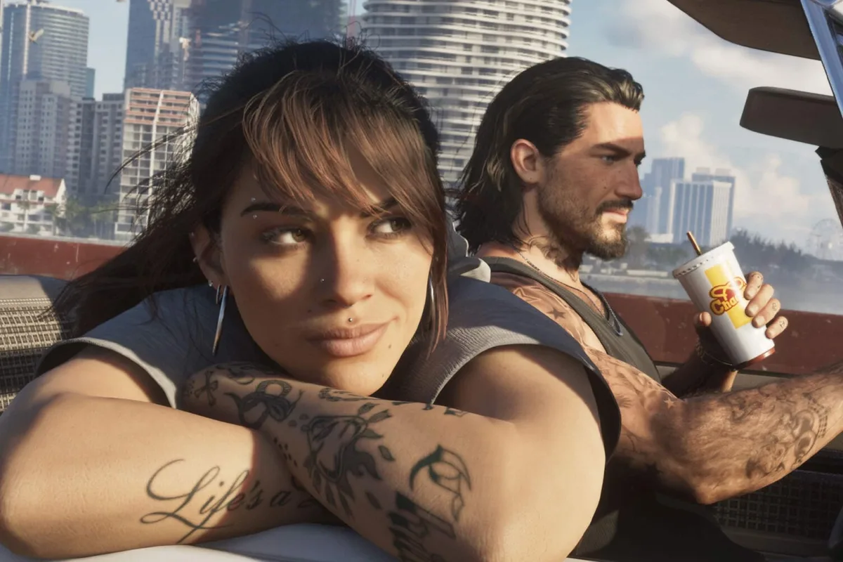 Jason et Lucia à bord d'une voiture dans les rues de Vice City, capture promotionnelle de Grand Theft Auto VI
