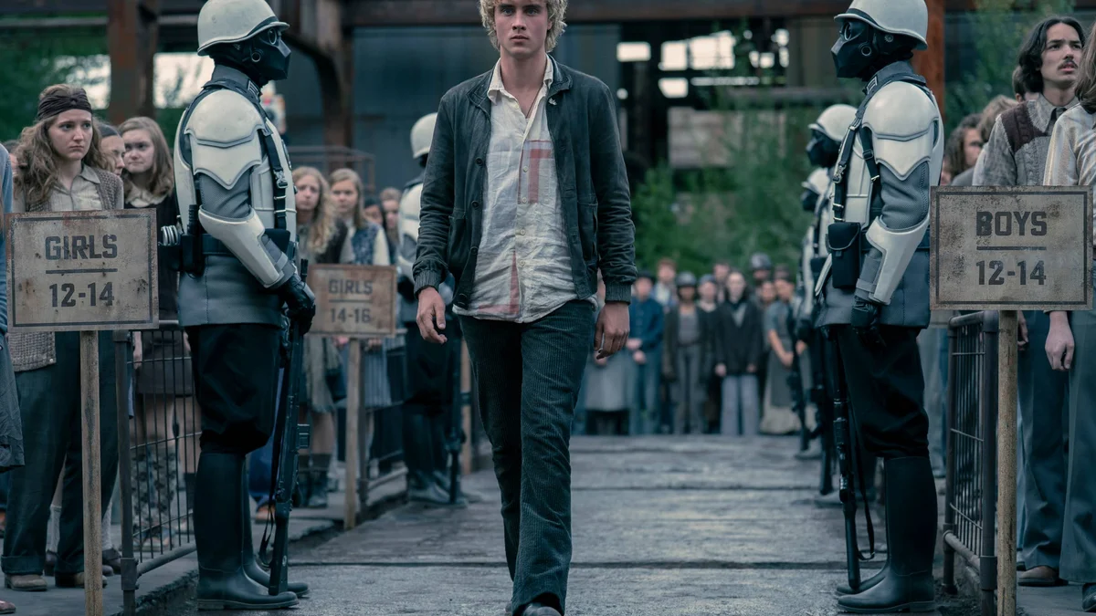 Hunger Games : Elizabeth Banks a vu Sunrise on the Reaping et encense le nouveau Haymitch