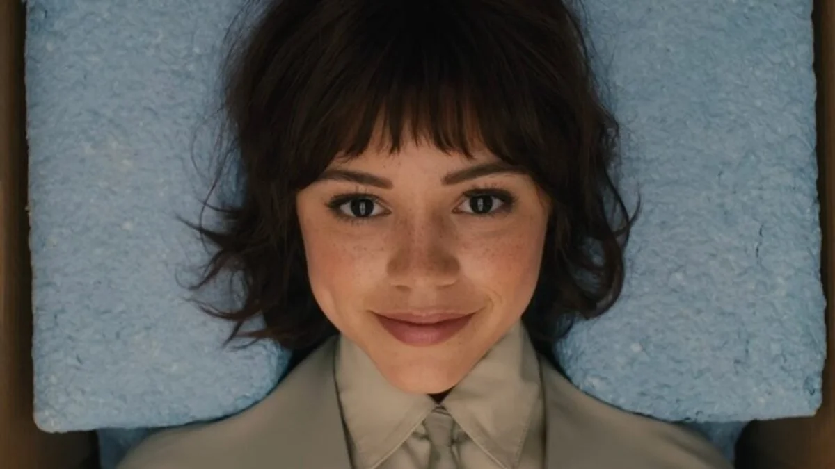 Jenna Ortega et Amy Adams ne suffisent pas : Klara and the Sun manque le top 10 australien